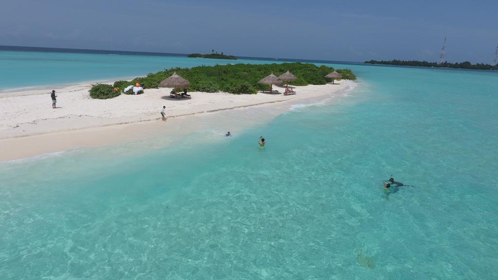 Ras Beach Inn Rasdhoo Екстер'єр фото