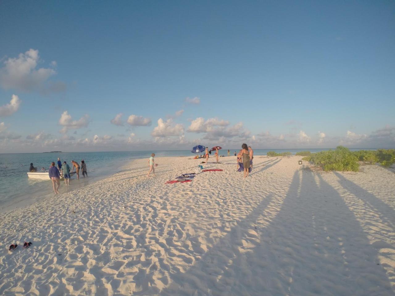 Ras Beach Inn Rasdhoo Екстер'єр фото