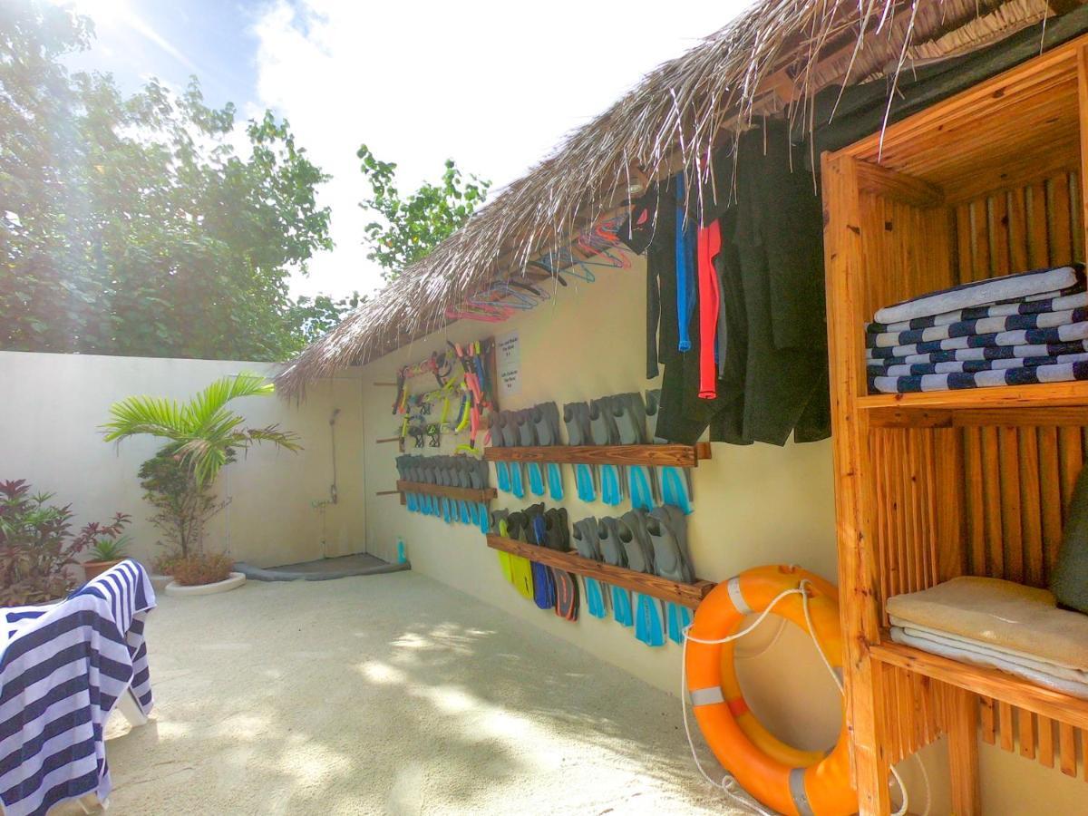 Ras Beach Inn Rasdhoo Екстер'єр фото